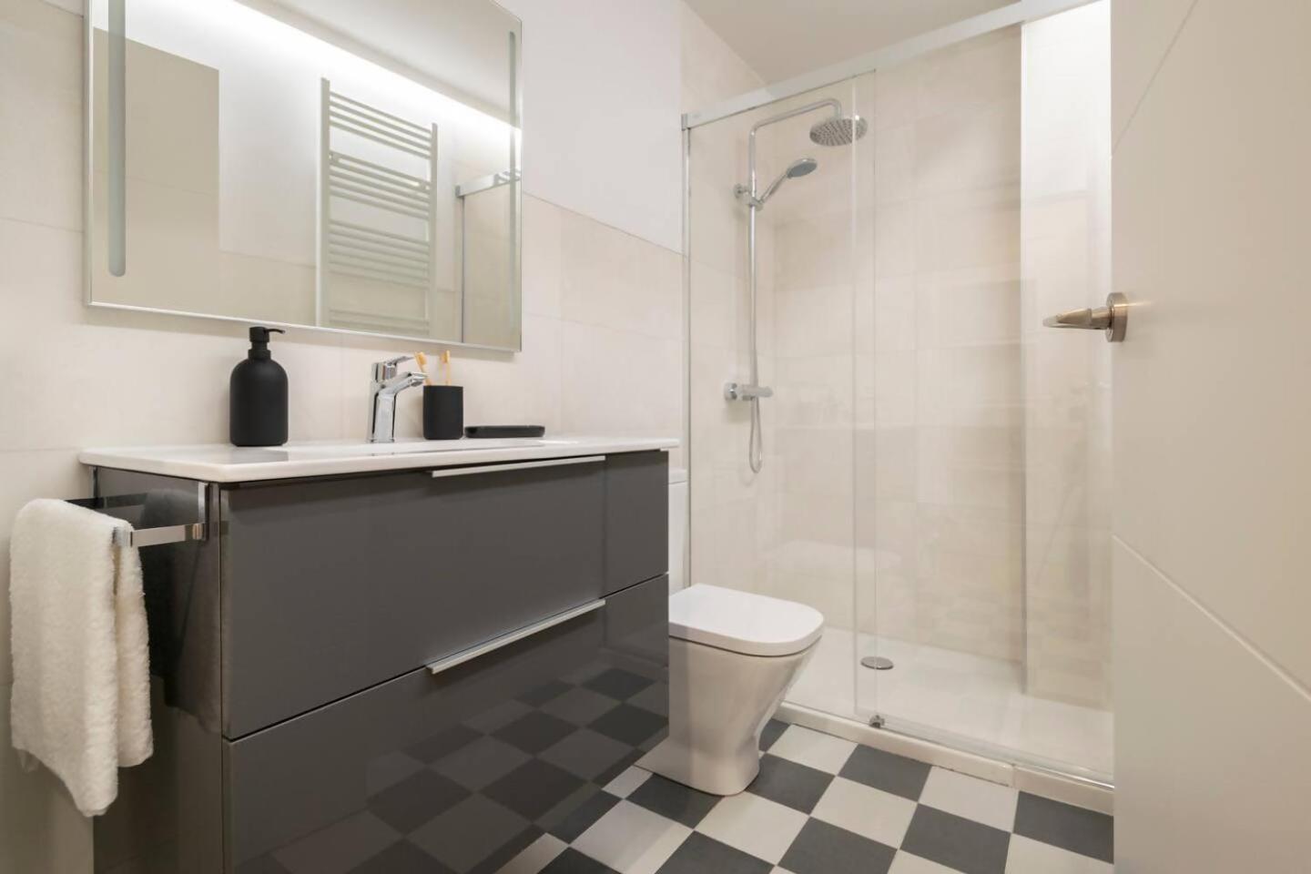Precioso Apartamento Recien Reformado Pleno Centro Pamplona Exterior foto